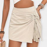 Šortky s suknjo in visokim pasom