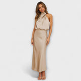 Elegantne maxi obleke s halter izrezom v poletni rumeni