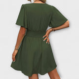 Winslet - Obleka z Nabrano Pasom in V-Izrezom